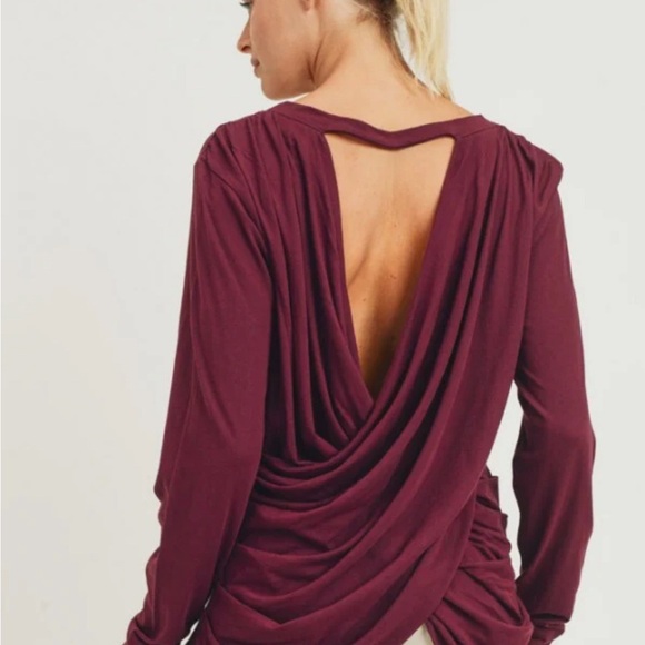 Mono B Open Overlay Draped Back Top size L - Picture 2 of 5